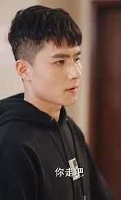 跑腿，竟是隱藏大佬(全集)